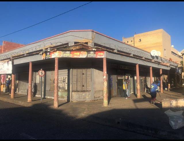 BUSINESS FOR SALE IN LA ROCHELLE